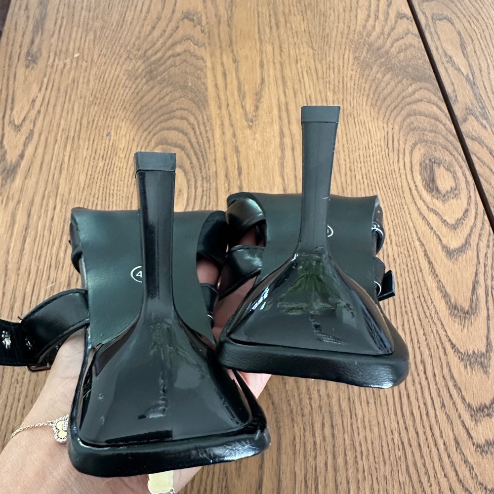 Black Studded Women's Mules size 40/9 - Picture 5 of 5